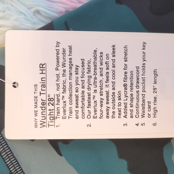 Lululemon Wunder Train HR Tights in Green Camo - Picture 2 of 3